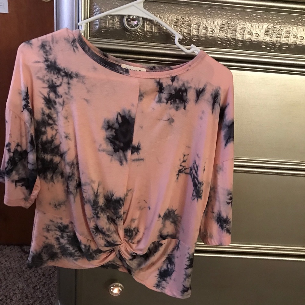 Twist Tie Tee